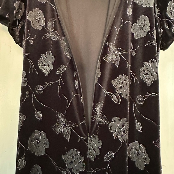 Black Floral Velvet Maxi Dress - Picture 9 of 9